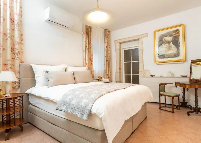 Heritage In Apartament *